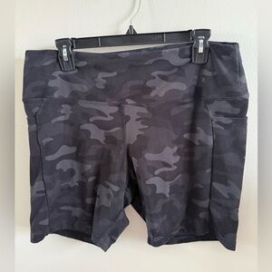 Danskin Black Camo High-Waist Biker Shorts w/ Pockets